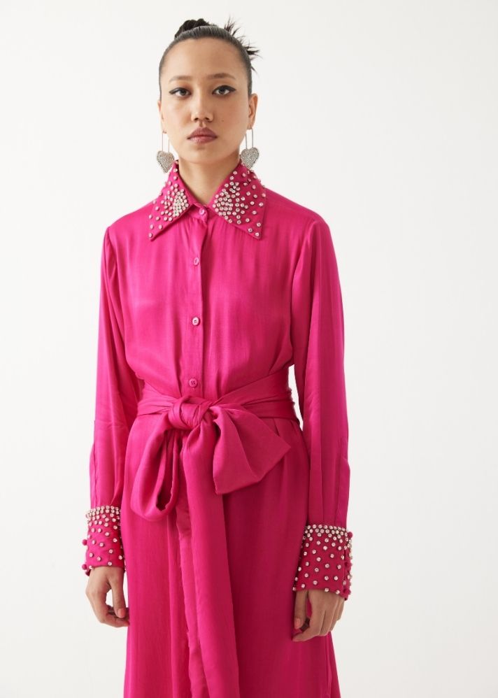 فستان قميص وردي من راني