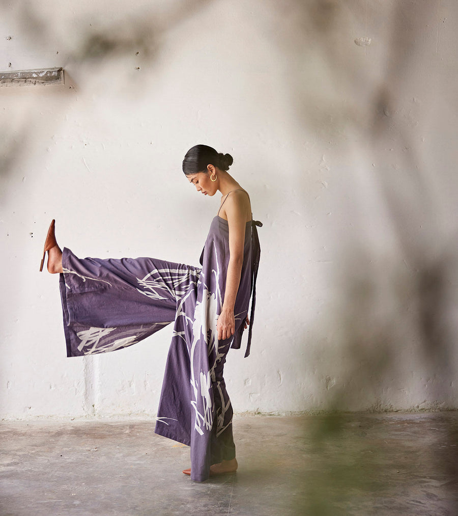 A Model Wearing Multicolor Pure Cotton Wine Sips, curated by Only Ethikal