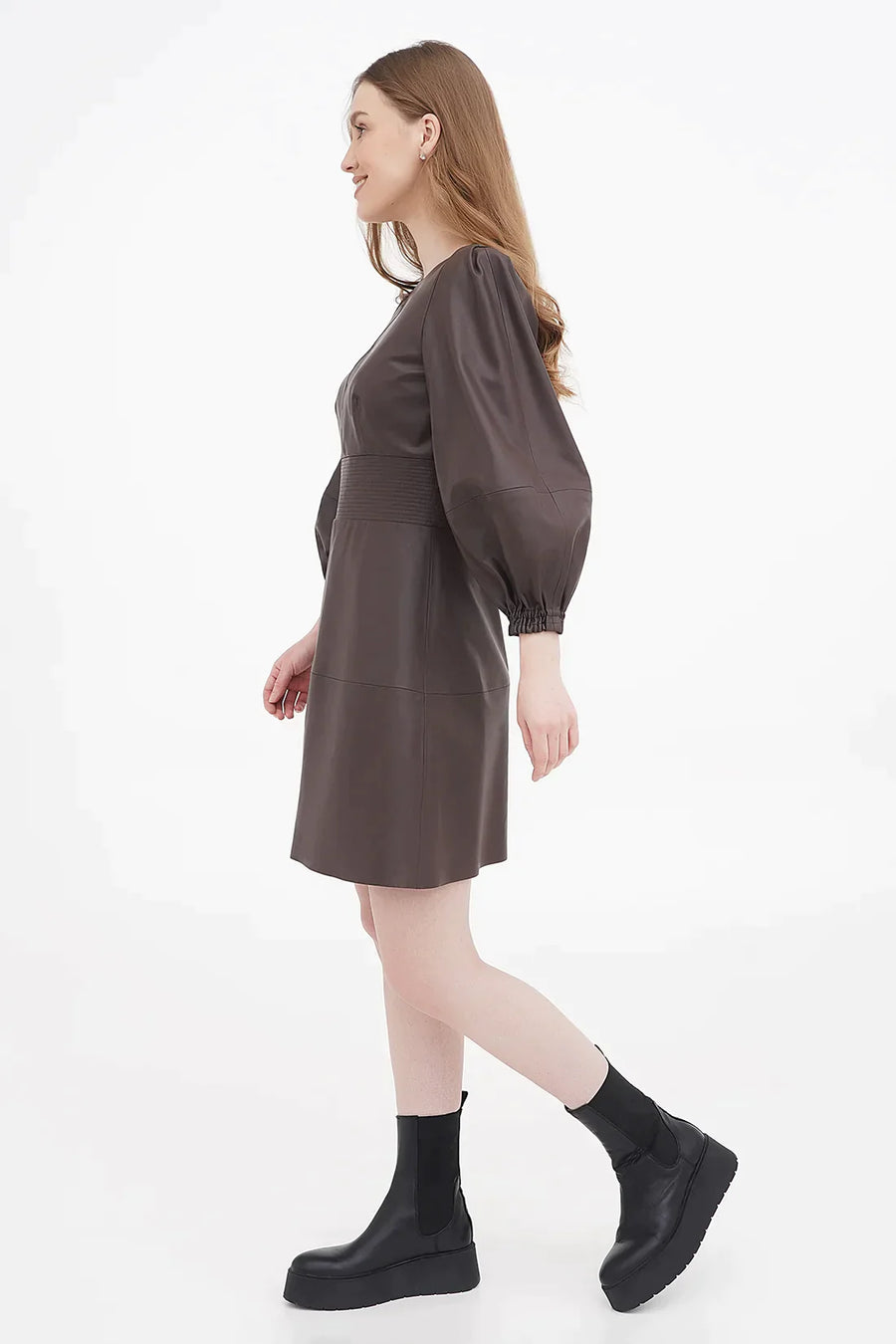 فستان جلد صناعي طويل الأكمام أورغانيك