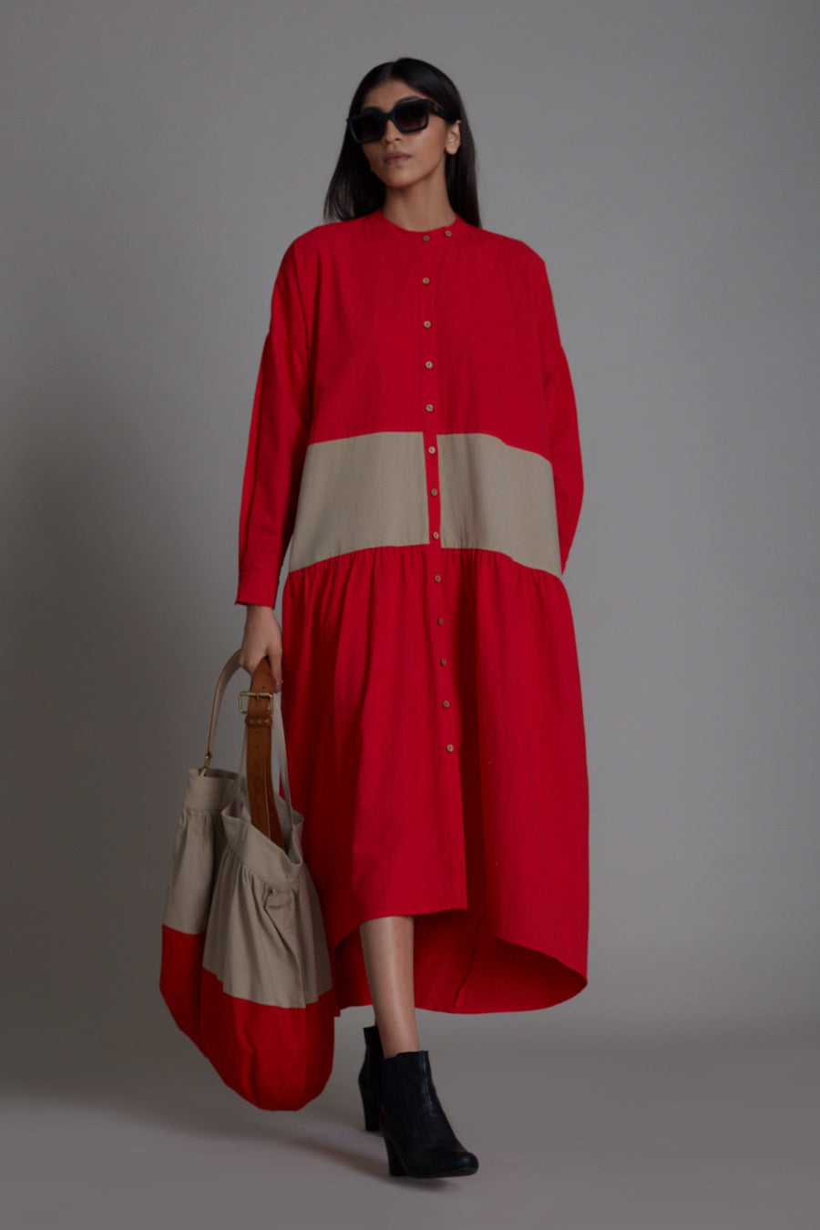 فستان طويل بشريط عرضي - أحمر وبيج