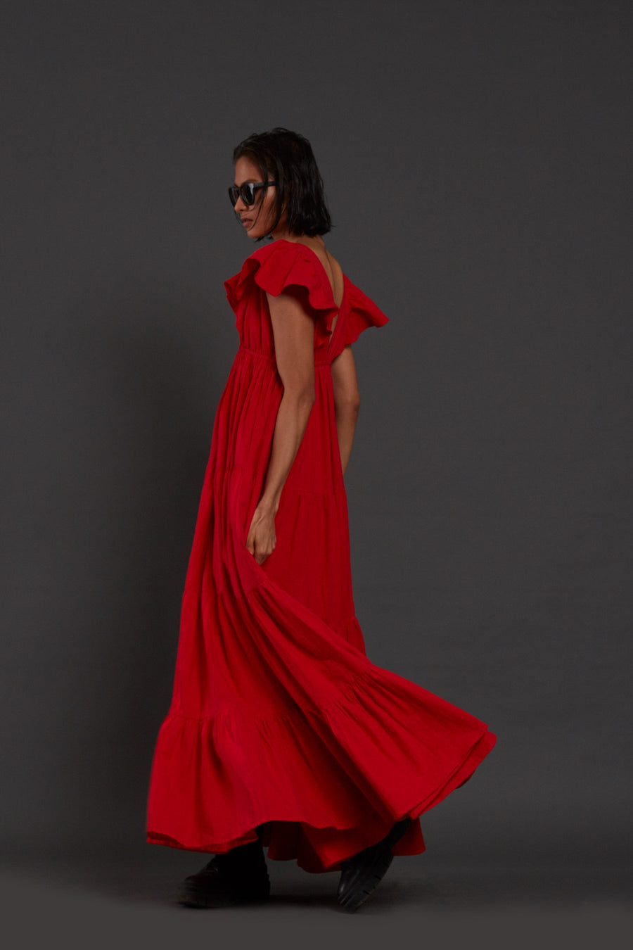 فستان واسع بطبقات أحمر